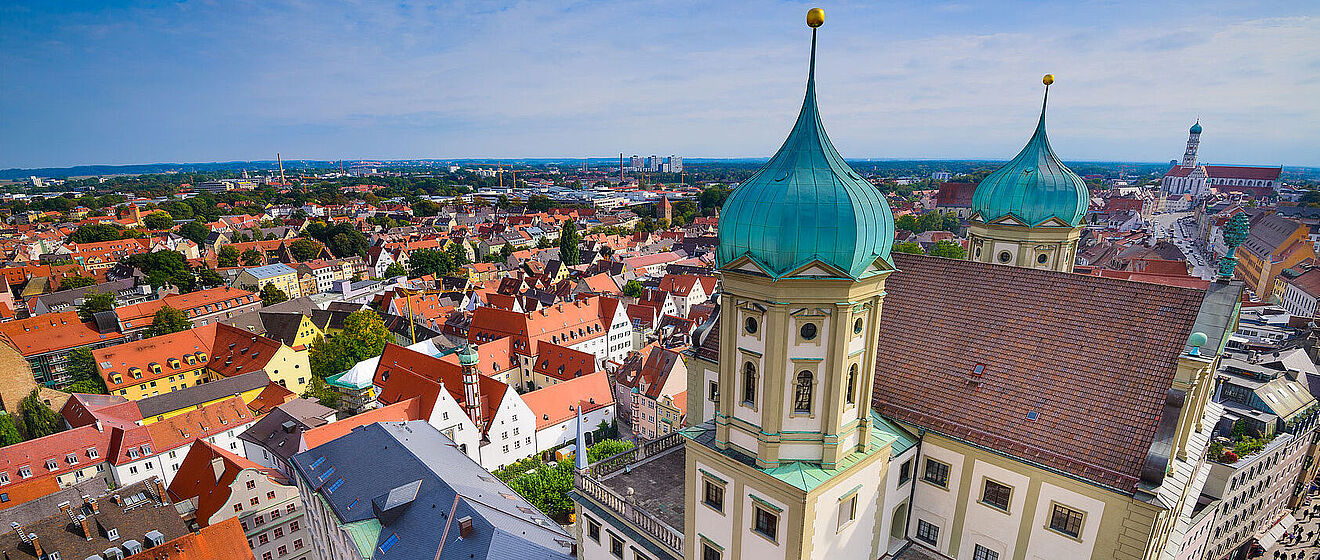 Augsburg_Rathaus_Luft.jpg Augsburger Innenstadt und das Rathaus aus der Vogelperspektive