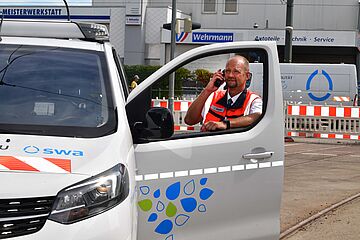 Verkehrsmeister mit Unfallhilfswagen